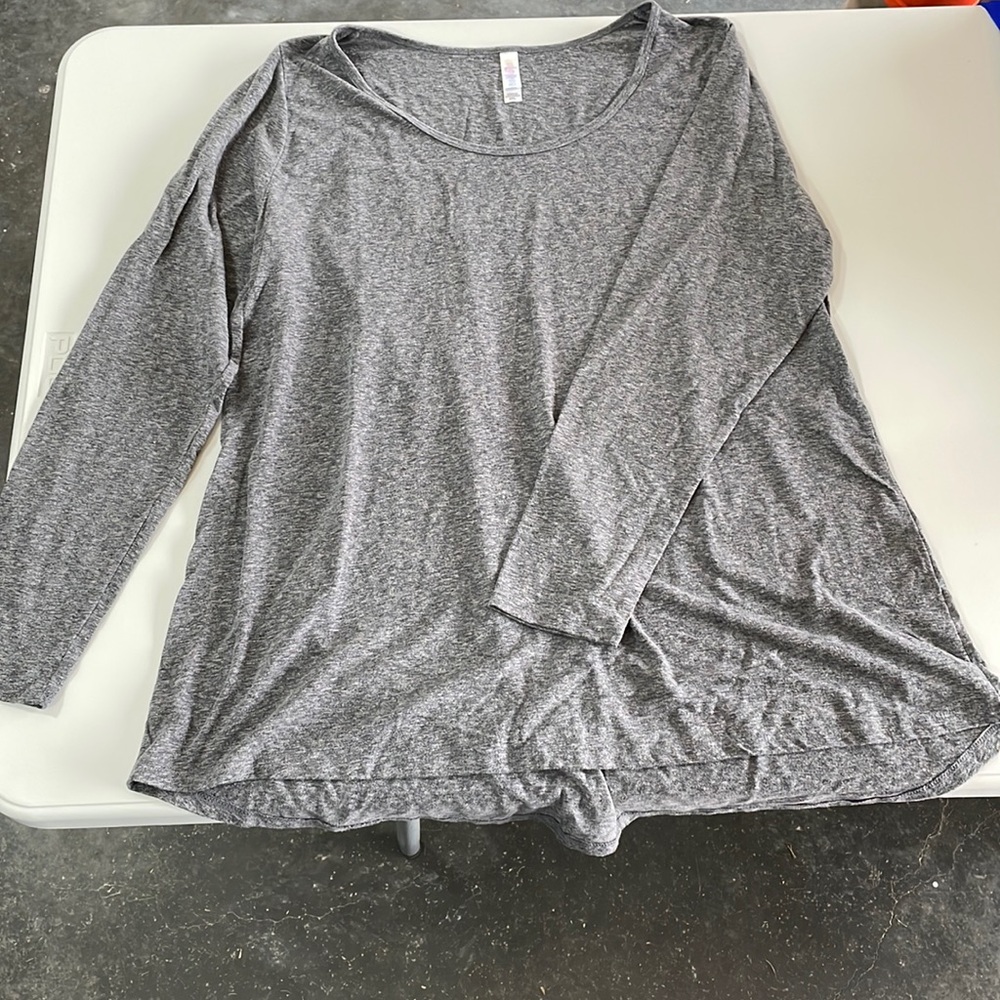 LuLaRoe long sleeve shirt. Size XXL
